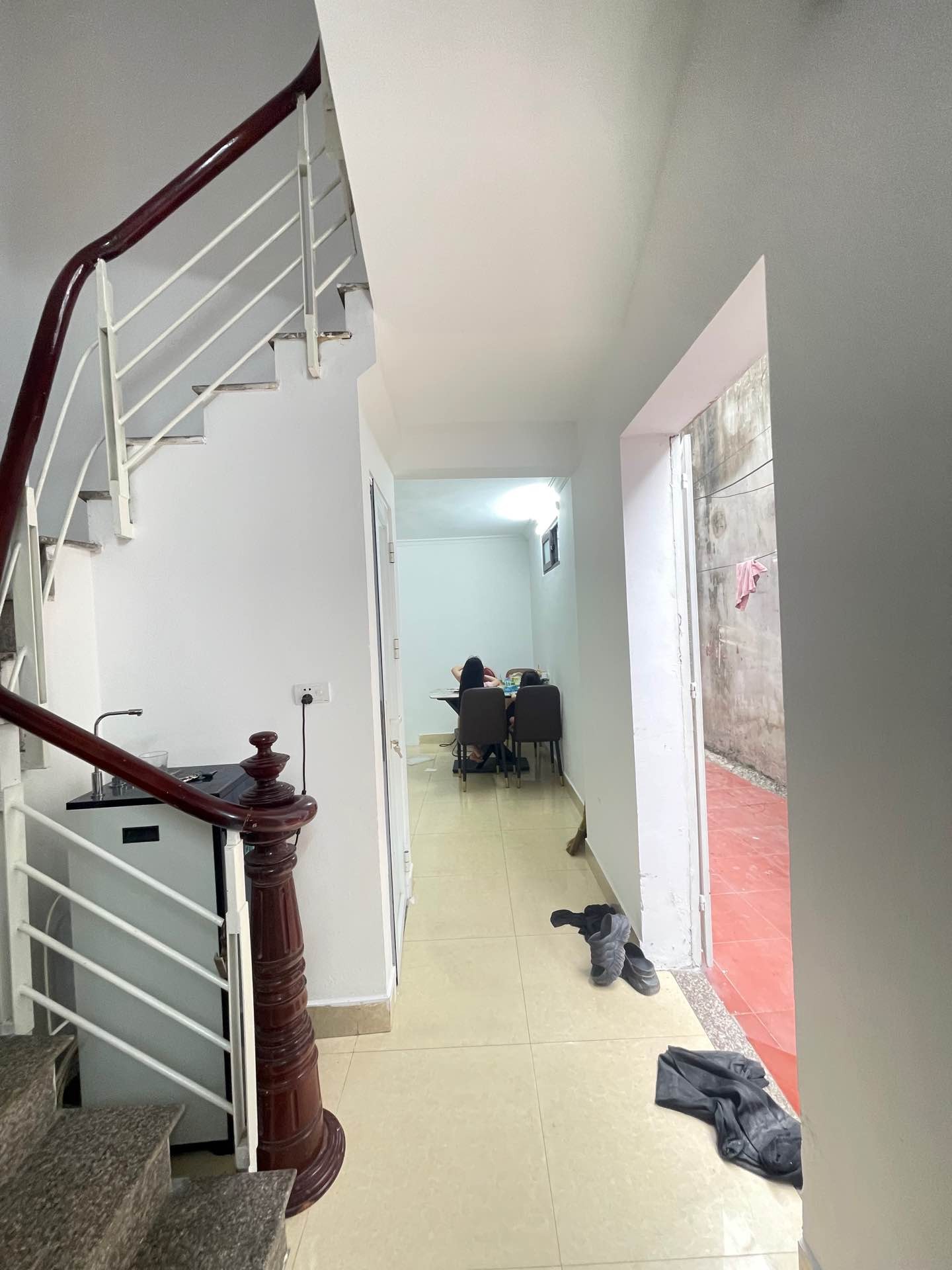 Bán nhà Định Công Thượng - diện tích 32m2 3 tầng - Lô góc 2 thoáng - giá 2,98 tỷ