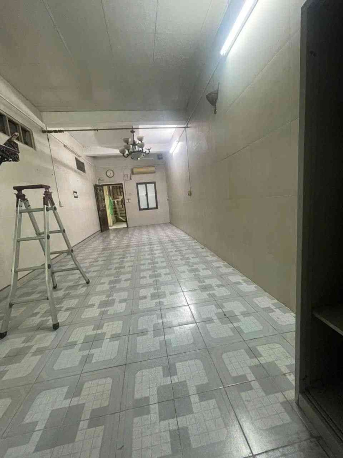 Bán nhà Nguyễn An Ninh - diện tích 80m2 1 tầng - ô tô đỗ cửa - giá 6,3 tỷ