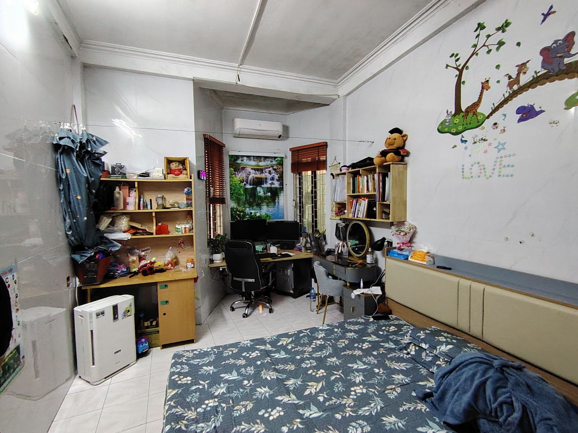 Bán nhà Trần Khát Chân - diện tích 36m2 3 tầng - Ngõ 184 thông khắp nơi - giá 6 tỷ