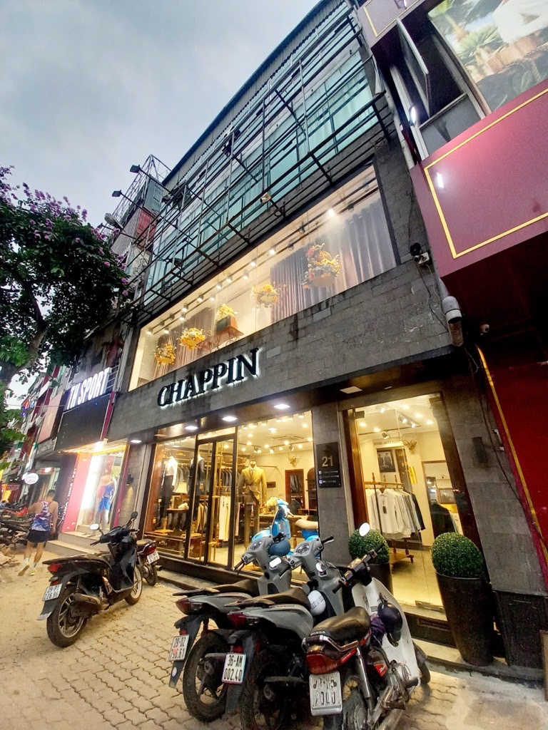 Bán nhà Đại Cồ Việt - diện tích 51.4m2 4 tầng - Mặt tiền 8.4m, thang máy - giá 45 tỷ