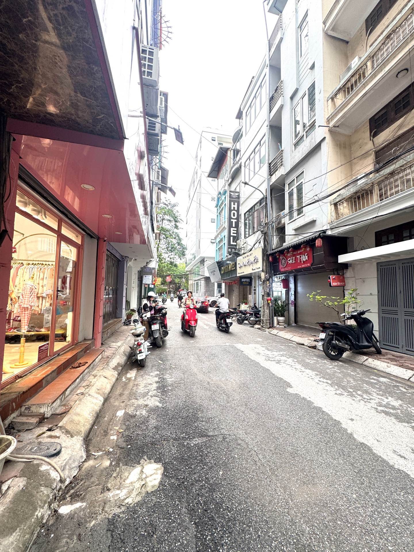 Bán nhà Huỳnh Thúc Kháng - diện tích 48m2 6 tầng - 2 mặt thoáng - giá 39,3 tỷ