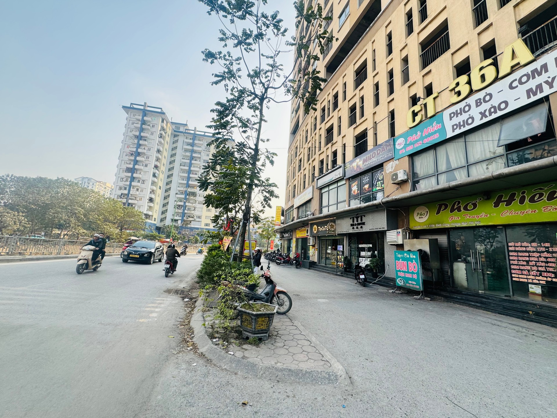 Bán nhà Trịnh Đình Cửu - diện tích 58m2 7 tầng - Căn hộ đẹp, đầy đủ tiện nghi - giá 5,6 tỷ