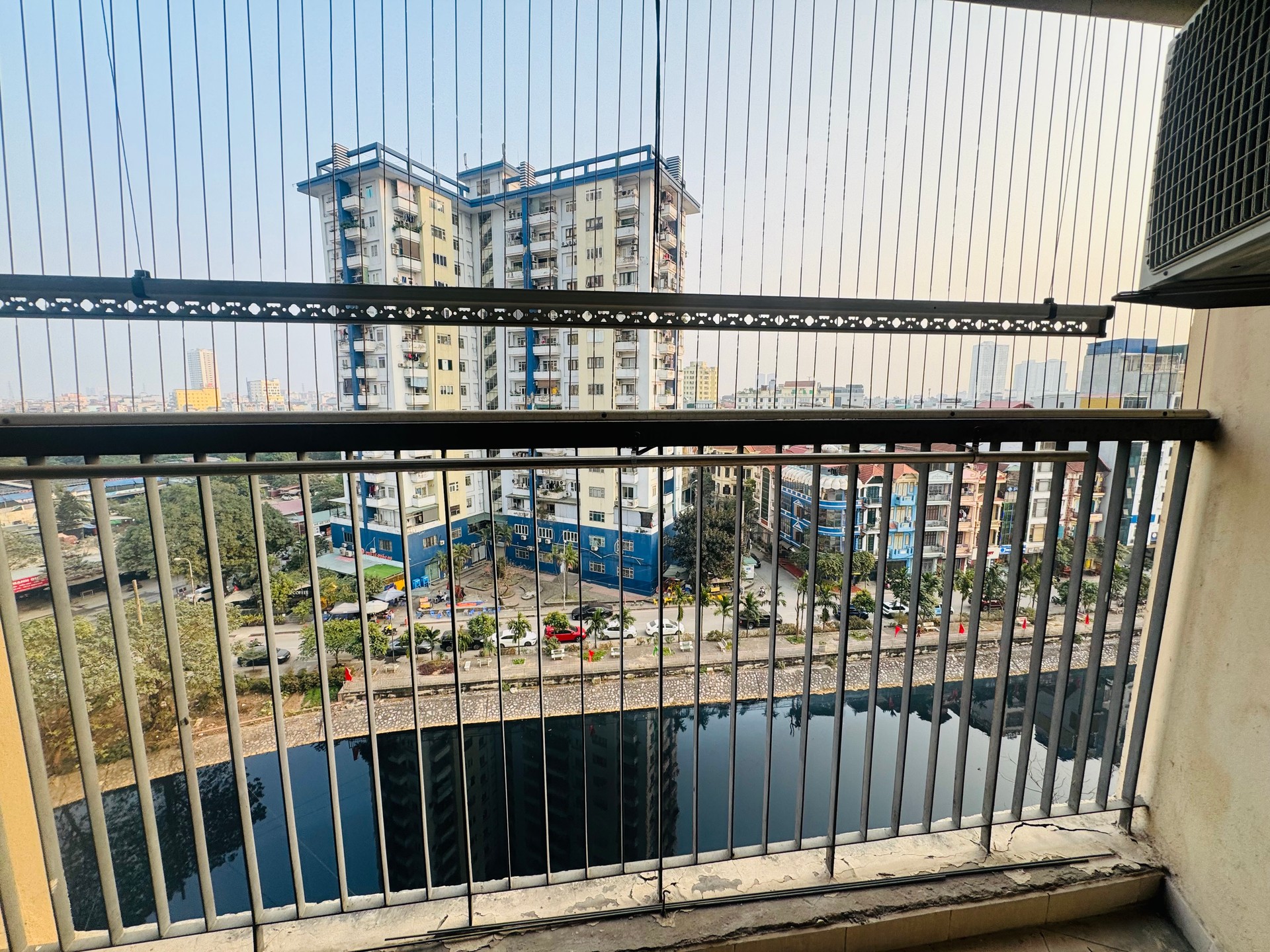 Bán nhà Trịnh Đình Cửu - diện tích 58m2 7 tầng - Căn hộ đẹp, đầy đủ tiện nghi - giá 5,6 tỷ