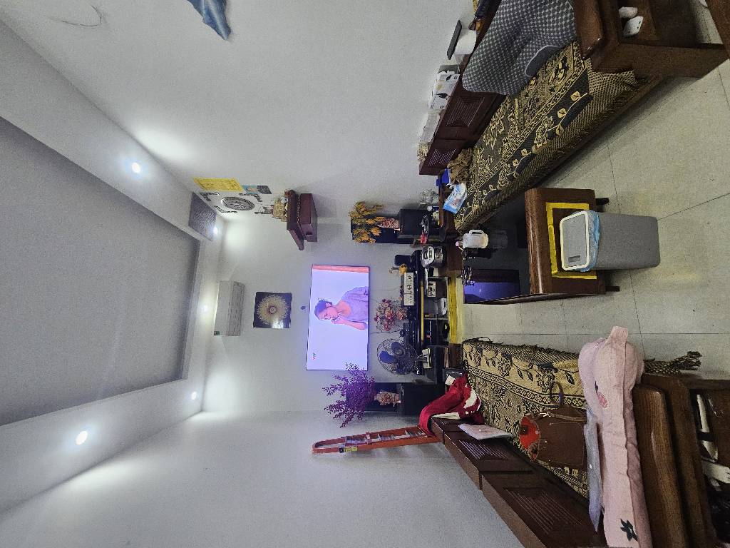 Bán nhà Tam Trinh - diện tích 43m2 4 tầng - Ô tô tránh - giá 8,9 tỷ