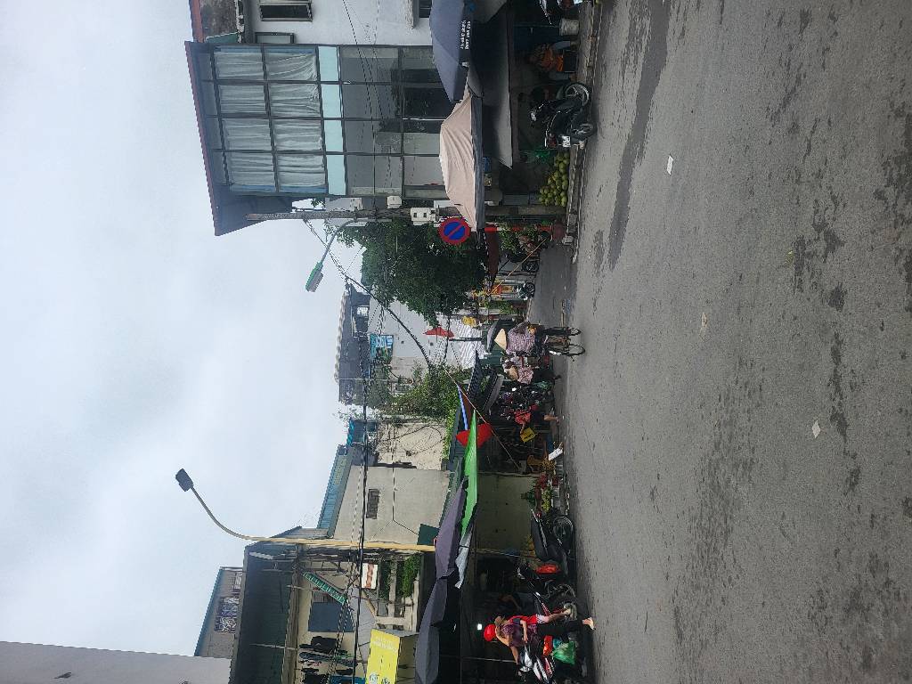 Bán nhà Văn Chương - diện tích 140m2 3 tầng - Mặt phố kinh doanh - giá 43,2 tỷ