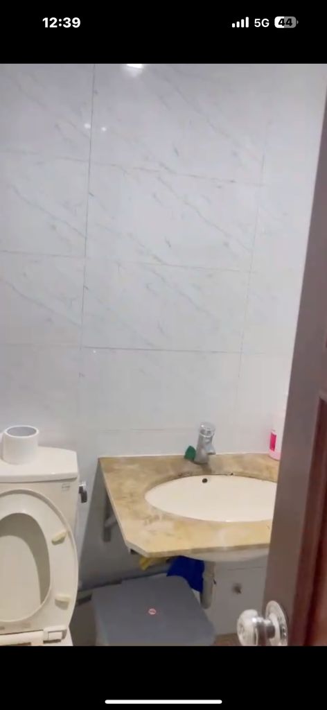 Bán nhà Vũ Thạnh - diện tích 140m2 7 tầng - Mặt phố trung tâm Đống Đa - giá 55 tỷ