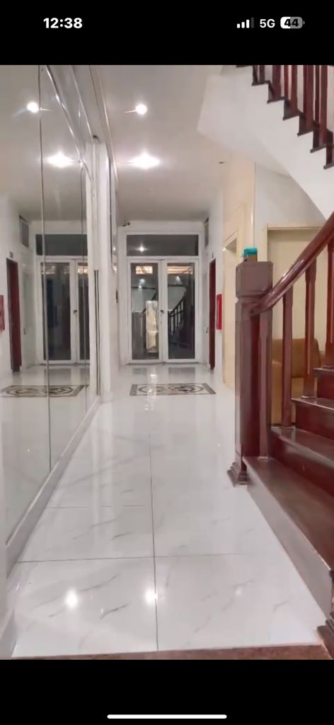 Bán nhà Vũ Thạnh - diện tích 140m2 7 tầng - Mặt phố trung tâm Đống Đa - giá 55 tỷ