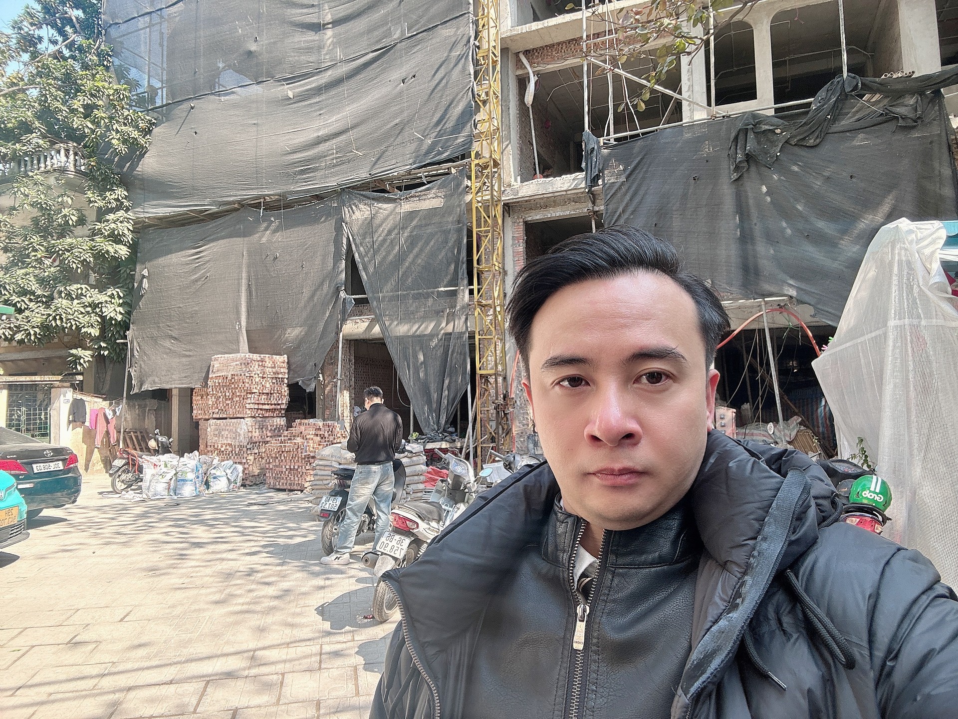 Bán nhà Ngõ 4 ô tô trở lên - diện tích 102.9m2 8 tầng - Lô góc 3 mặt thoáng - giá 40,6 tỷ