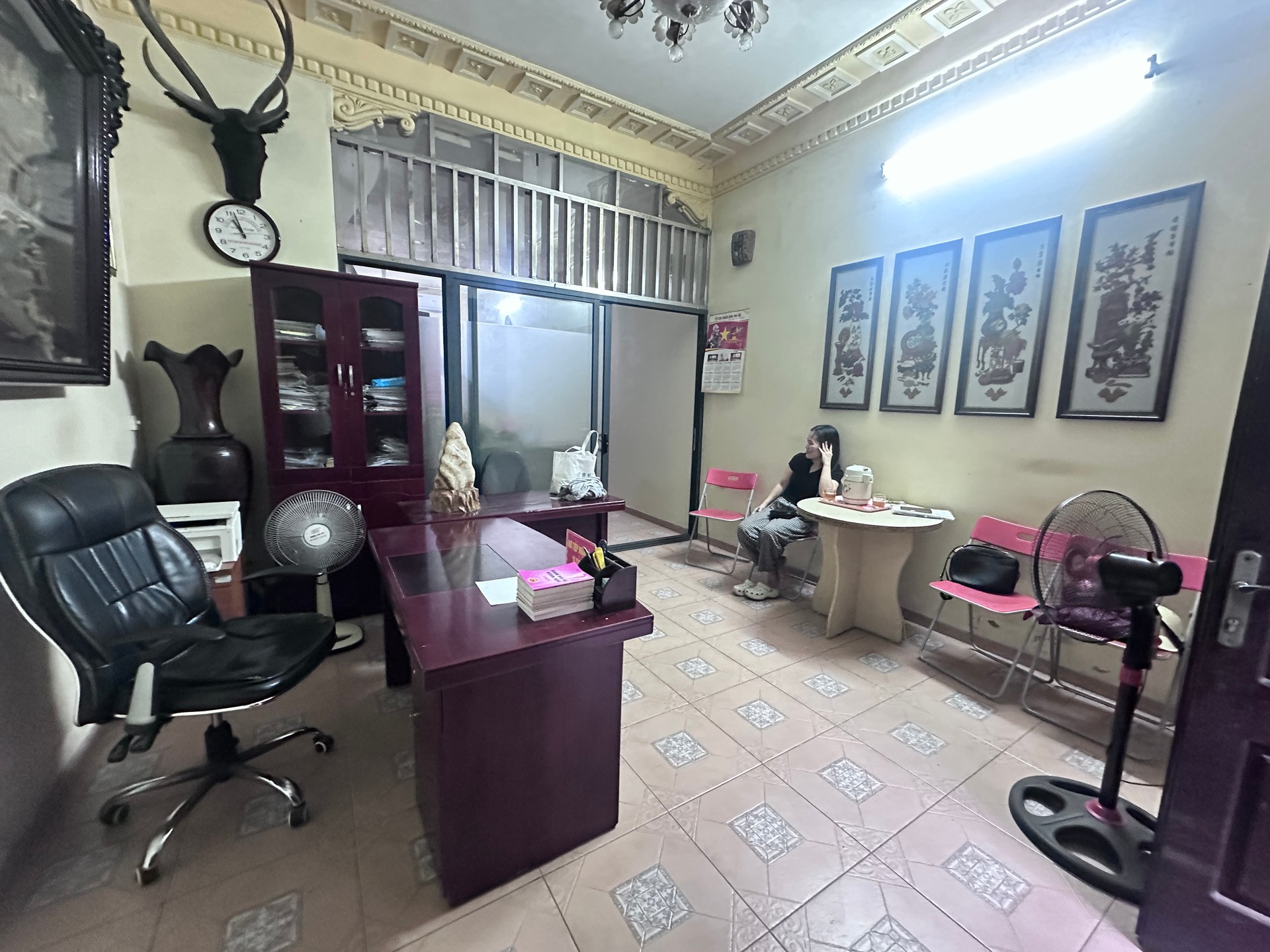 Bán nhà Ngõ 11 Khuất Duy Tiến - diện tích 50.4m2 5 tầng - ô tô tránh - giá 27 tỷ