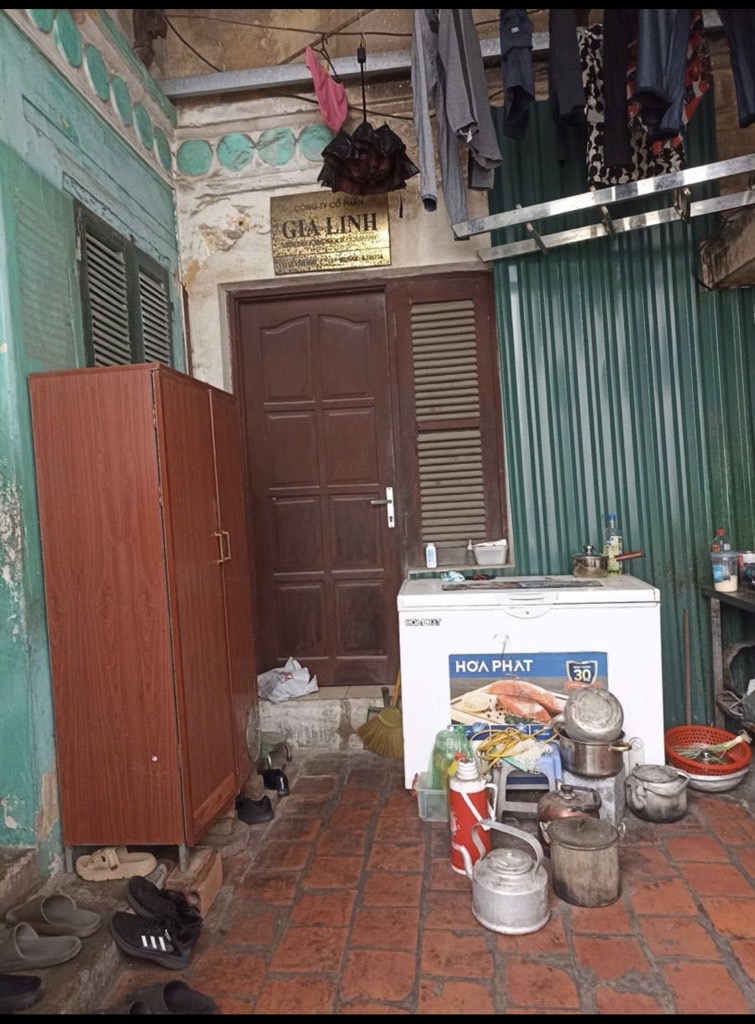 Bán nhà Lê Văn Hưu - diện tích 24m2 2 tầng - Nhà ngay Vị Trí Ngã 5 Phan Chu Trinh - Lê Văn Hưu - Lò Đúc - Hàn Thuyên - giá 12,2 tỷ