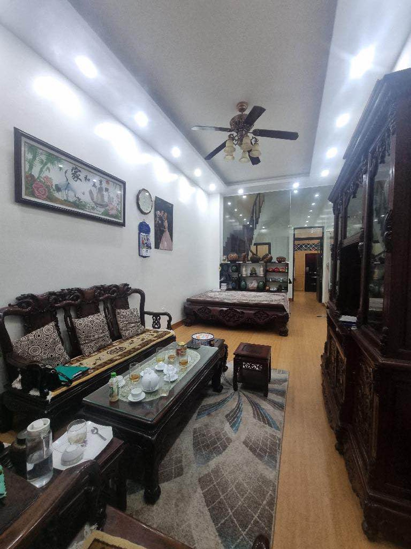 Bán nhà Kim Mã - diện tích 47m2 4 tầng - Mặt phố kinh doanh - giá 33 tỷ