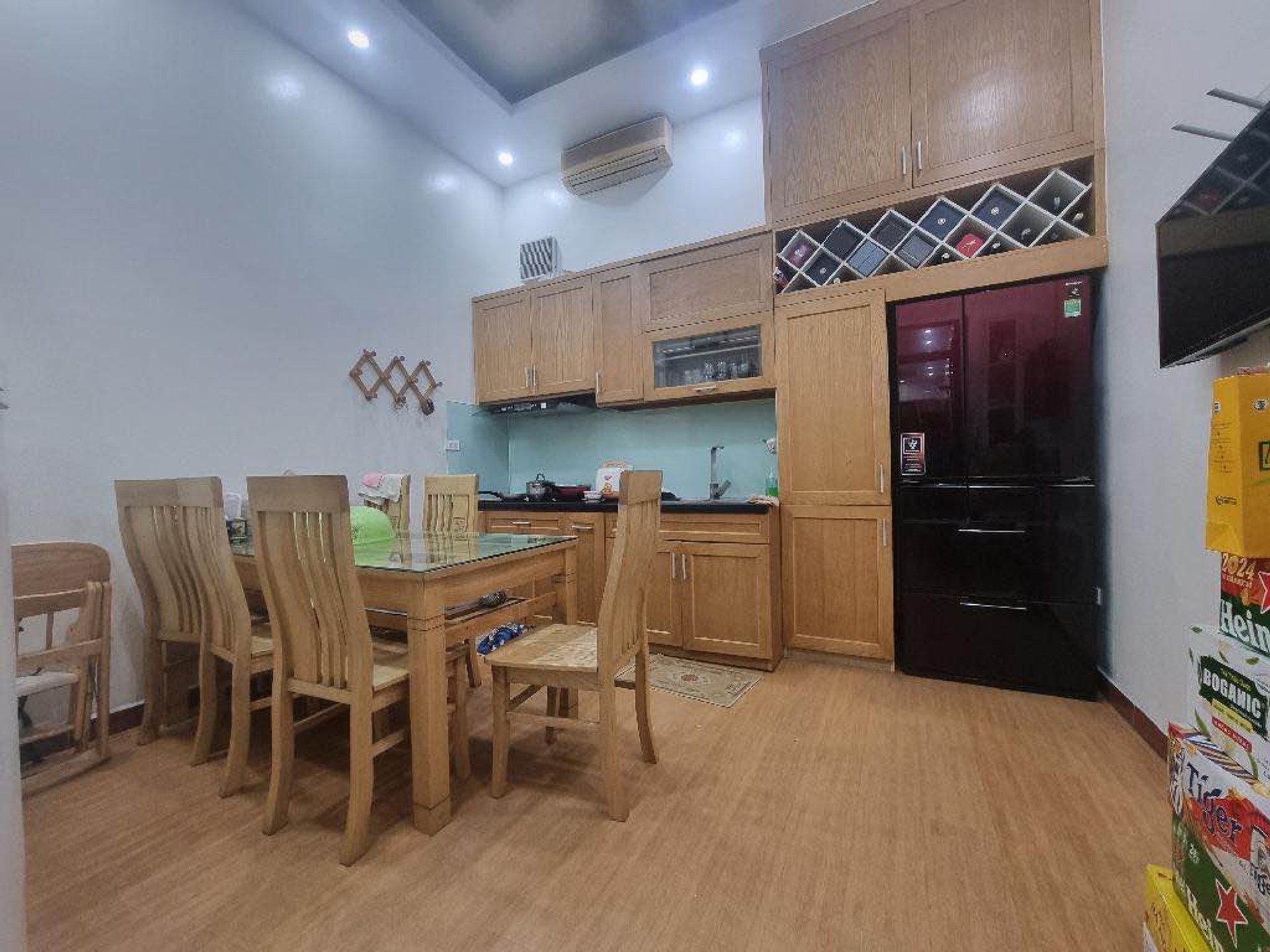 Bán nhà Kim Mã - diện tích 47m2 4 tầng - Mặt phố kinh doanh - giá 33 tỷ