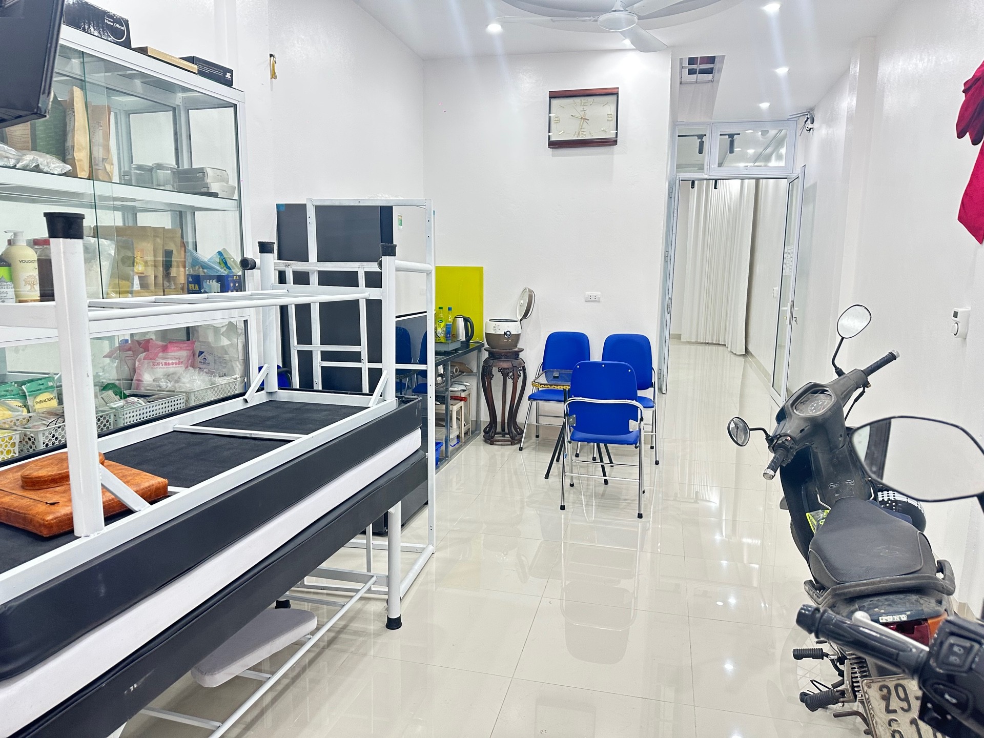 Bán nhà Giải Phóng - diện tích 74m2 4 tầng - Mặt phố kinh doanh siêu lợi nhuận - giá 27,5 tỷ