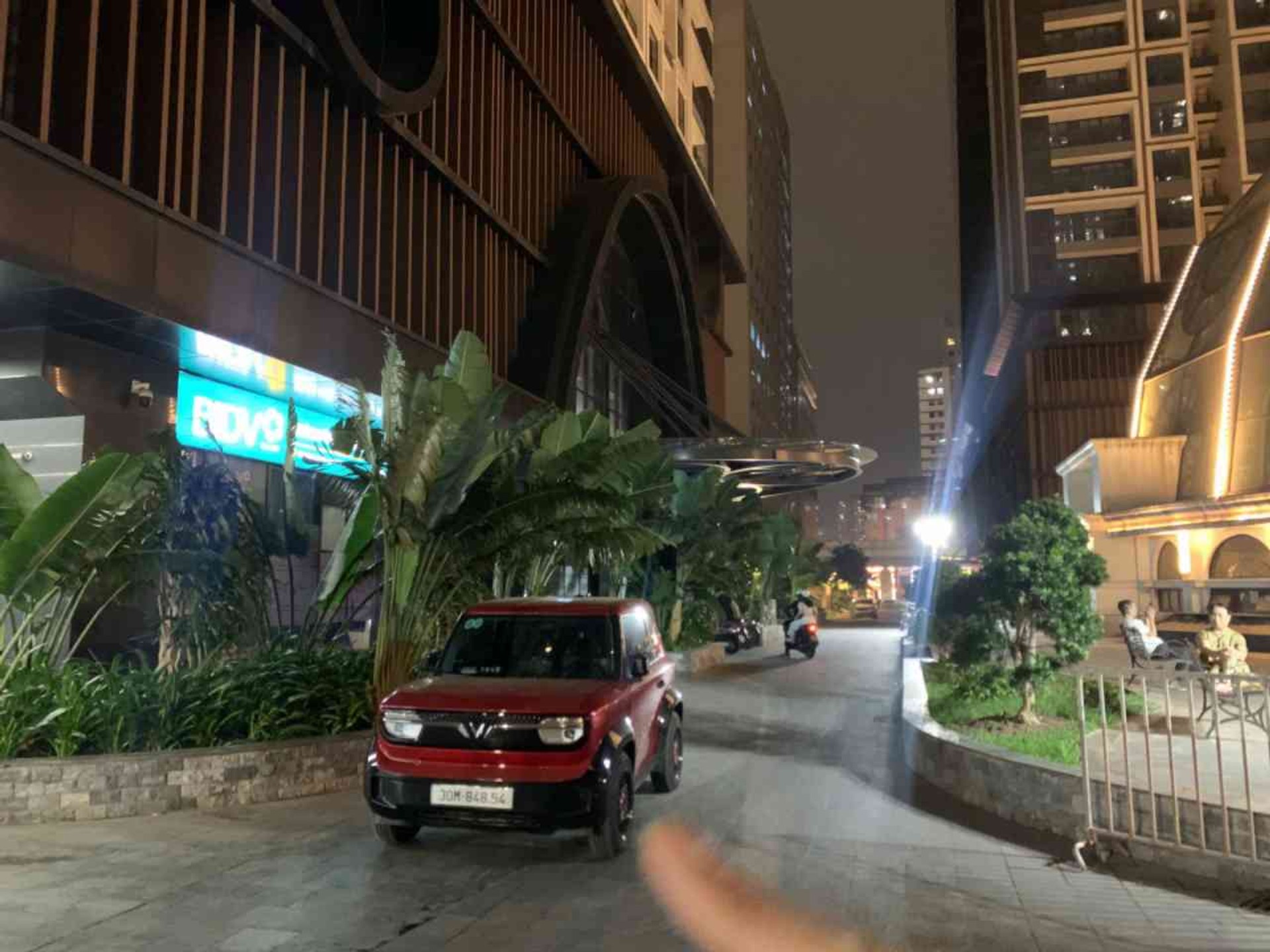 Bán nhà Minh Khai - diện tích 73m2 5 tầng - Nhà thiết kế 2 ngủ, 2 vs - giá 9,8 tỷ