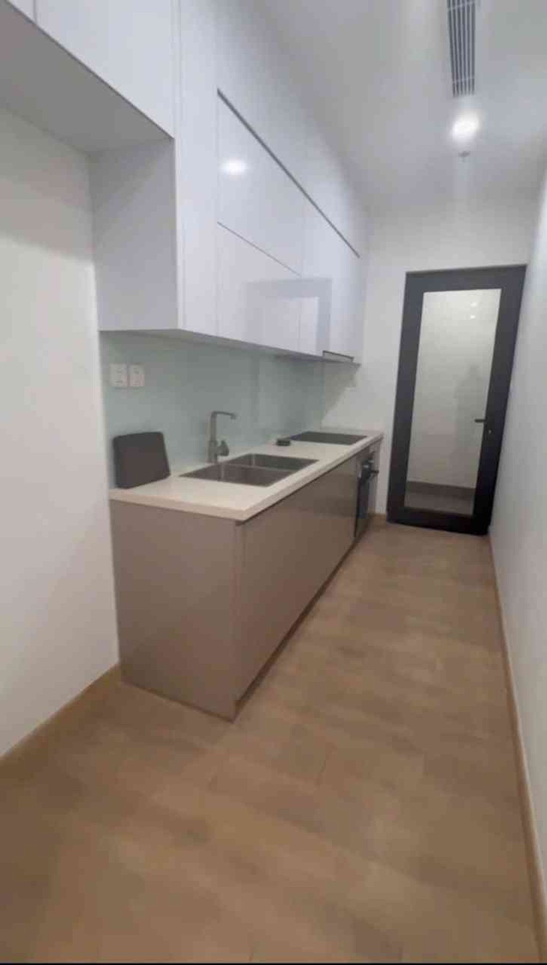Bán nhà Minh Khai - diện tích 73m2 5 tầng - Nhà thiết kế 2 ngủ, 2 vs - giá 9,8 tỷ