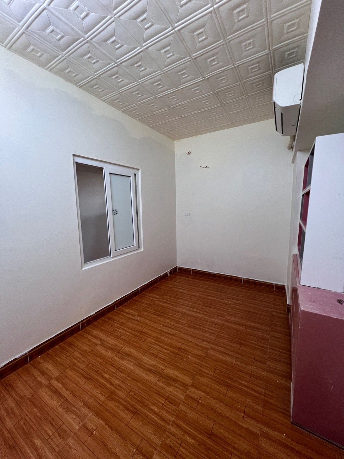 Bán nhà Nguyễn Chí Thanh - diện tích 65m2 1 tầng - Ô tô đỗ chân cầu thang - giá 5,2 tỷ