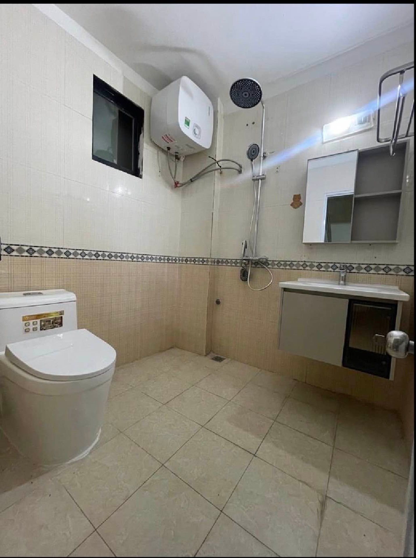 Bán nhà Đông Thiên - diện tích 54m2 5 tầng - ô tô gần - giá 6,6 tỷ