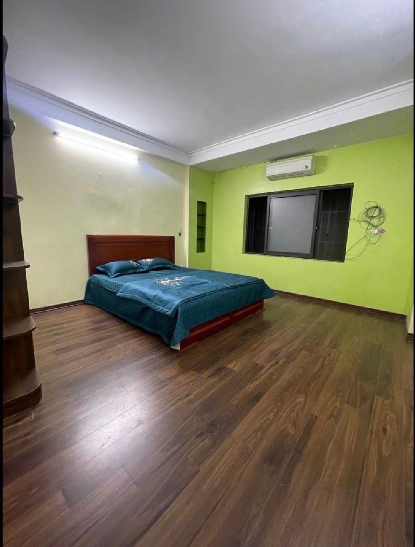 Bán nhà Đông Thiên - diện tích 54m2 5 tầng - ô tô gần - giá 6,6 tỷ