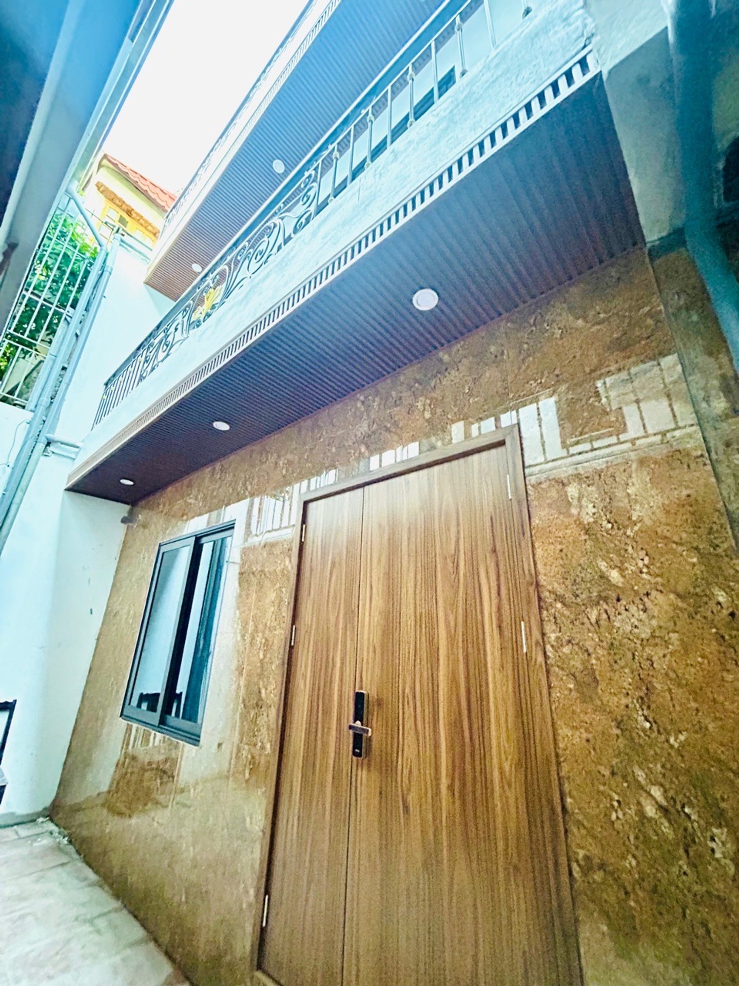 Bán nhà Thanh Lân - diện tích 30m2 3 tầng - gần ô tô - giá 3,3 tỷ