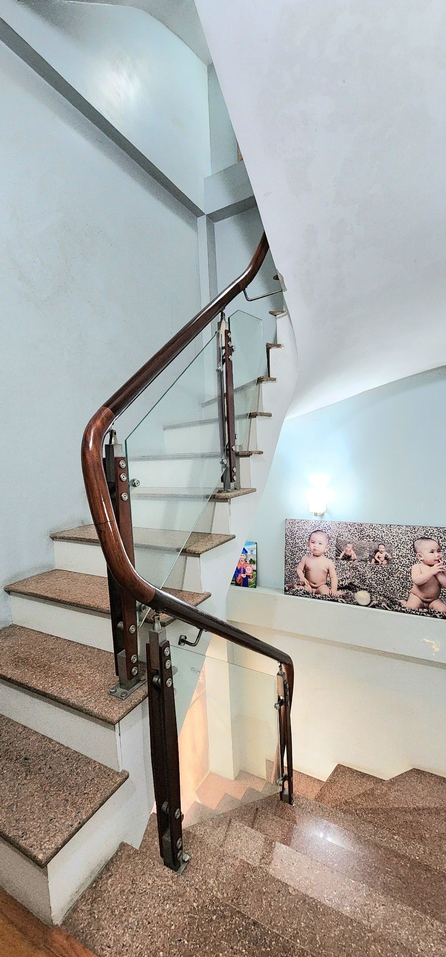 Bán nhà Hương Viên - diện tích 33m2 5 tầng - Mặt hồ Hai Bà - giá 25 tỷ