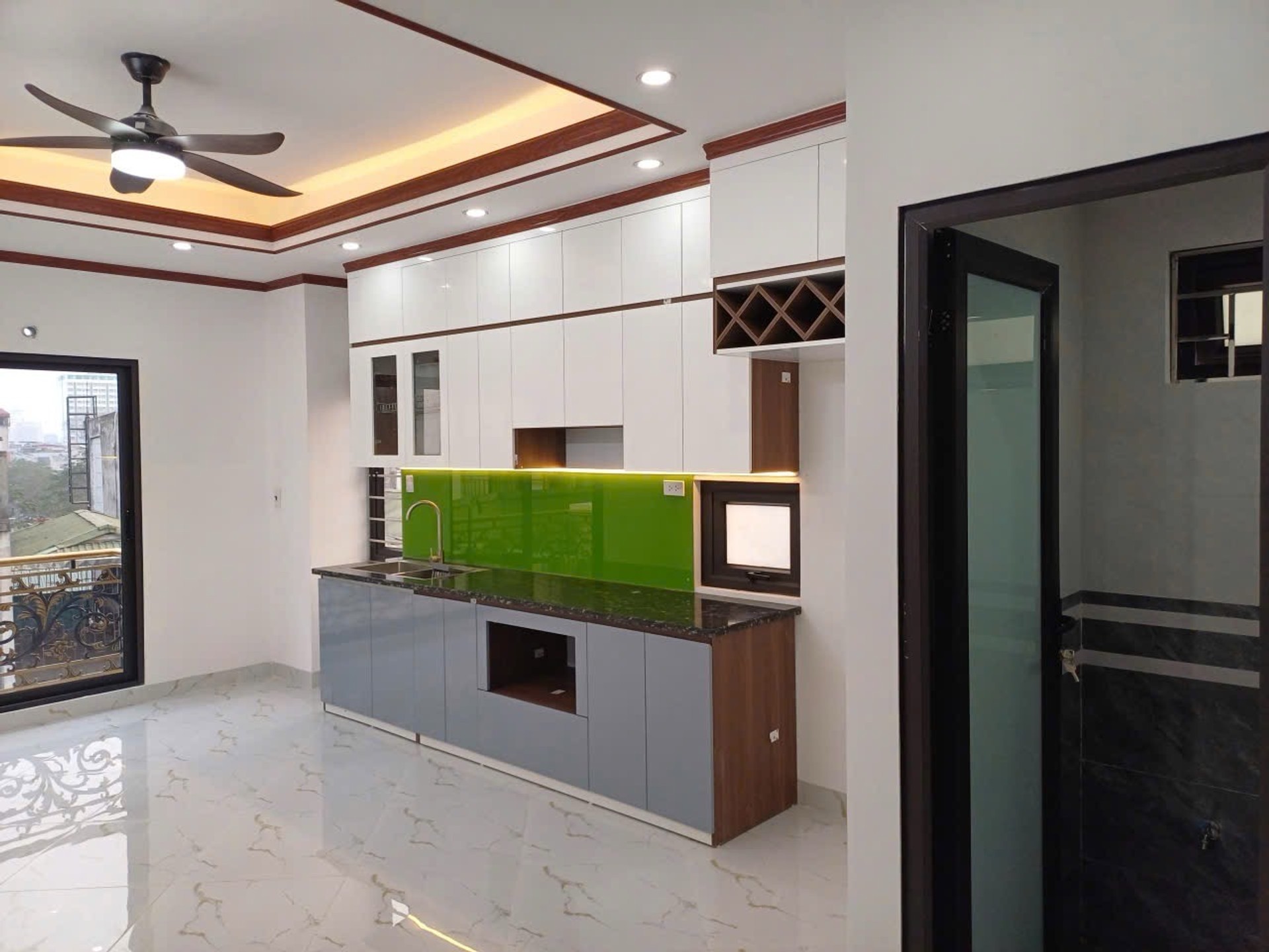 Bán nhà Kim Ngưu - diện tích 30m2 5 tầng - thang máy - giá 9,6 tỷ
