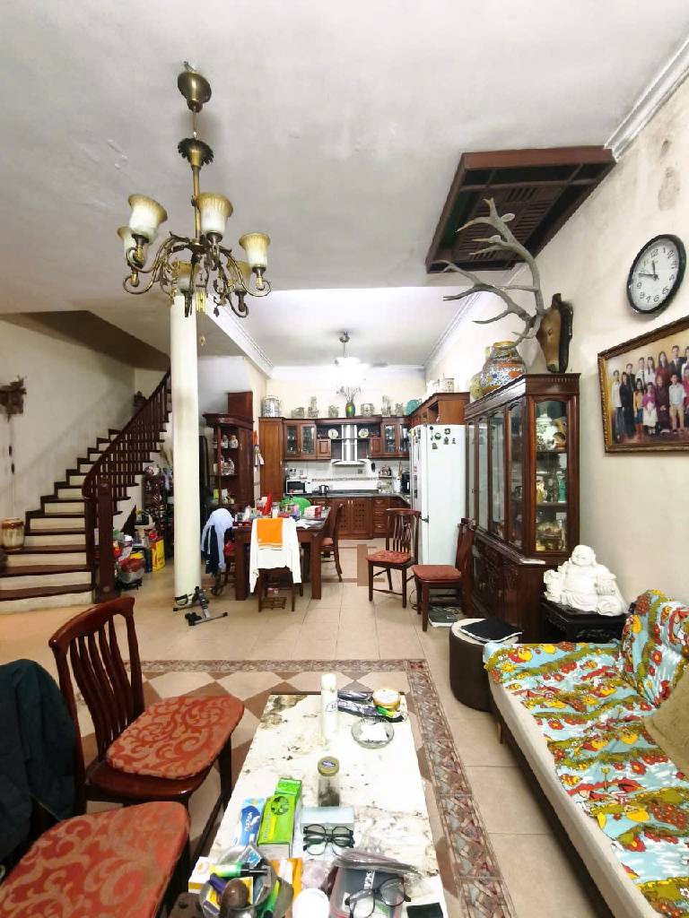 Bán nhà Võ Thị Sáu - diện tích 70m2 5 tầng - Gần hồ, ngõ rộng ba gác tránh nhau - giá 18,6 tỷ