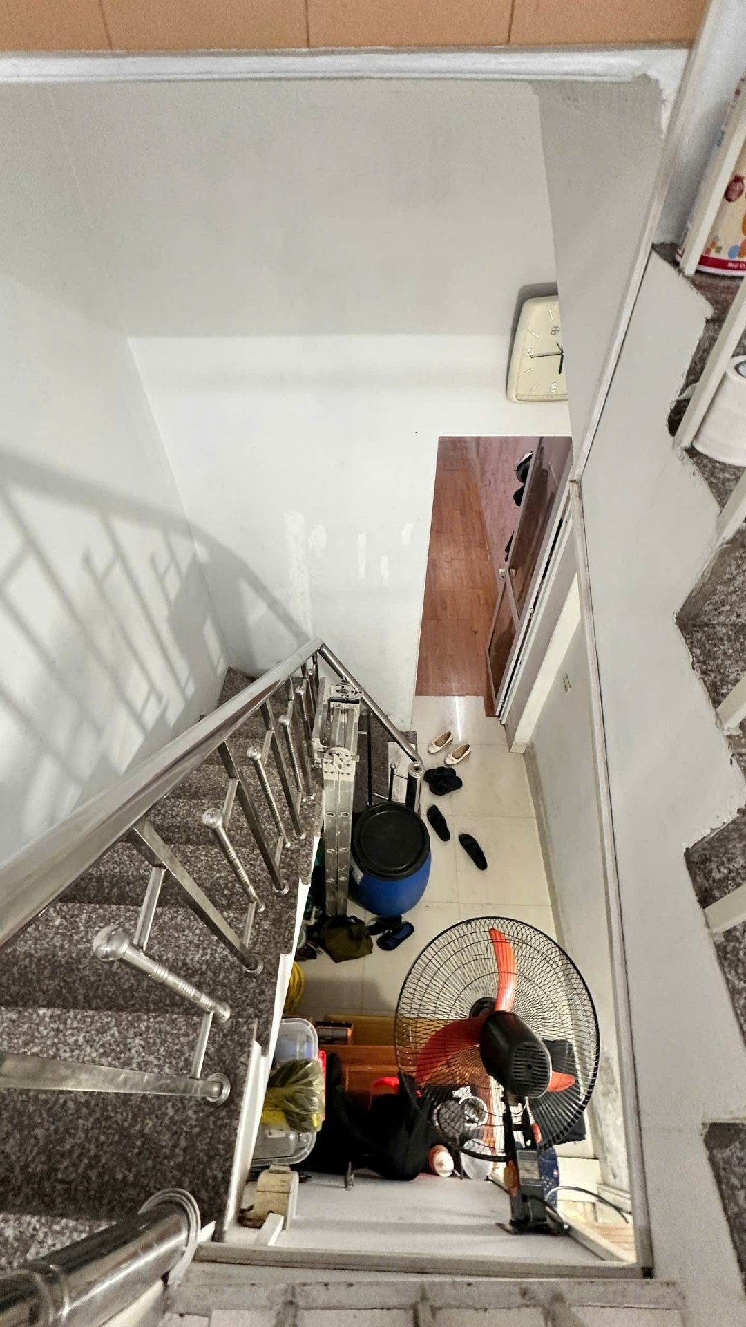 Bán nhà Kim Ngưu - diện tích 30m2 3 tầng - Lô góc 2 mặt thoáng - giá 21 tỷ