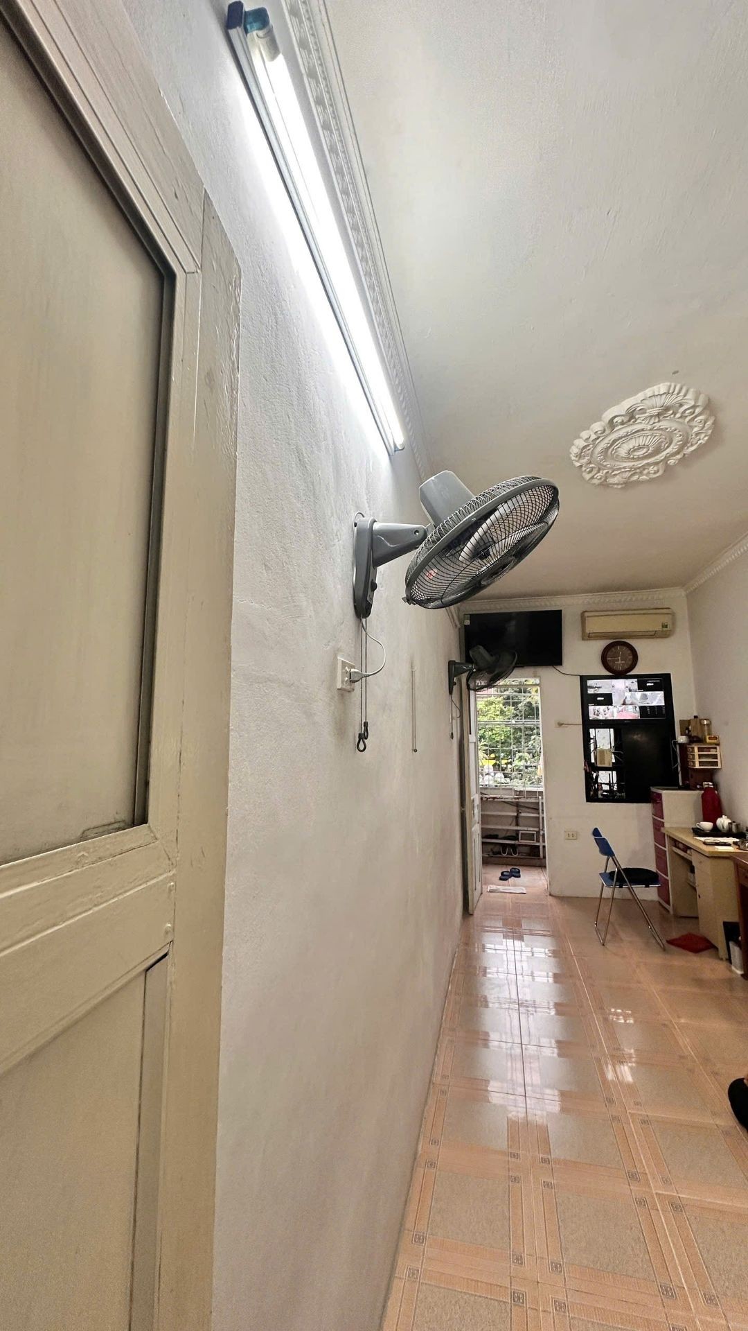 Bán nhà Kim Ngưu - diện tích 30m2 3 tầng - Lô góc 2 mặt thoáng - giá 21 tỷ