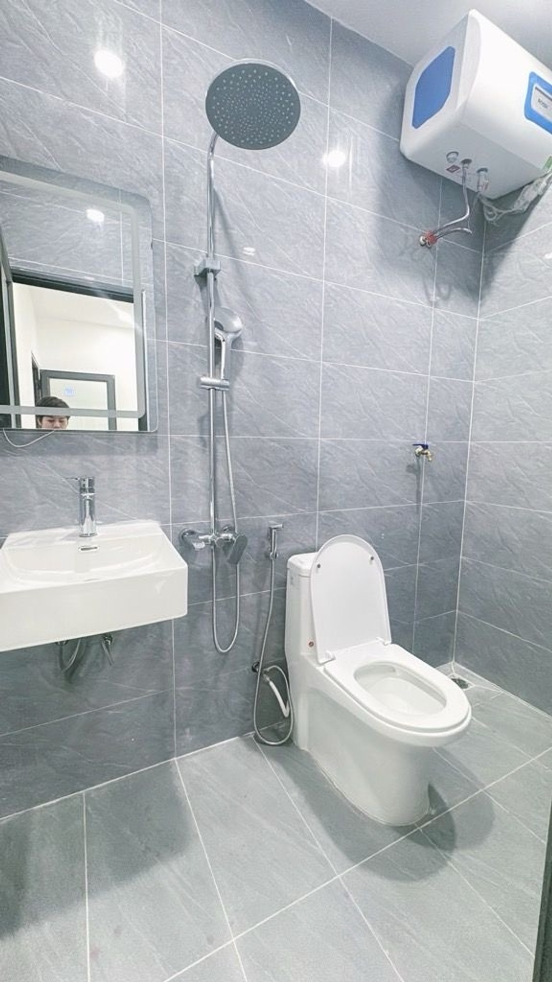 Bán nhà Nguyễn Trãi - diện tích 60m2 3 tầng - Đối diện Royal City - giá 3,5 tỷ