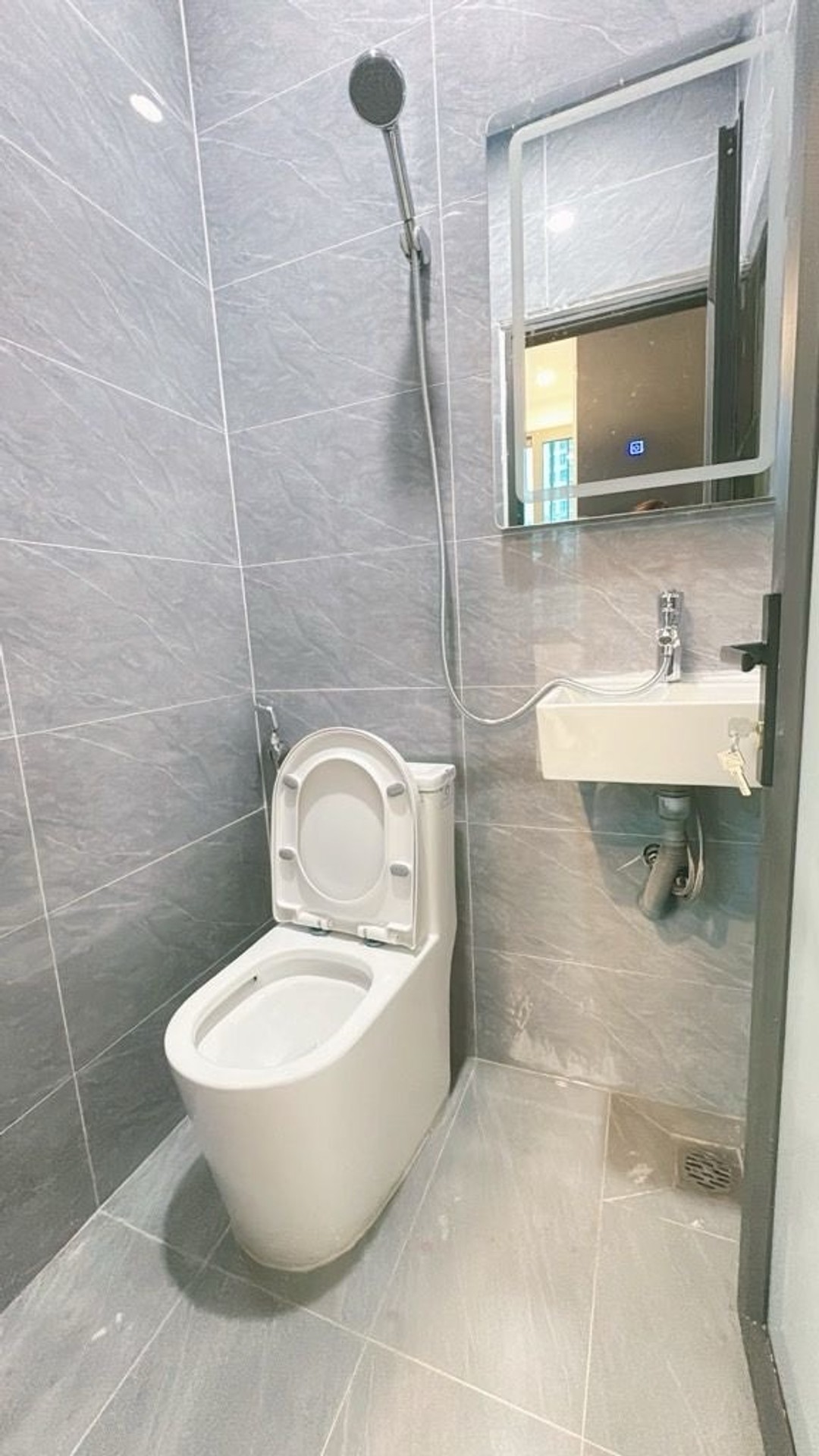 Bán nhà Nguyễn Trãi - diện tích 60m2 3 tầng - Đối diện Royal City - giá 3,5 tỷ