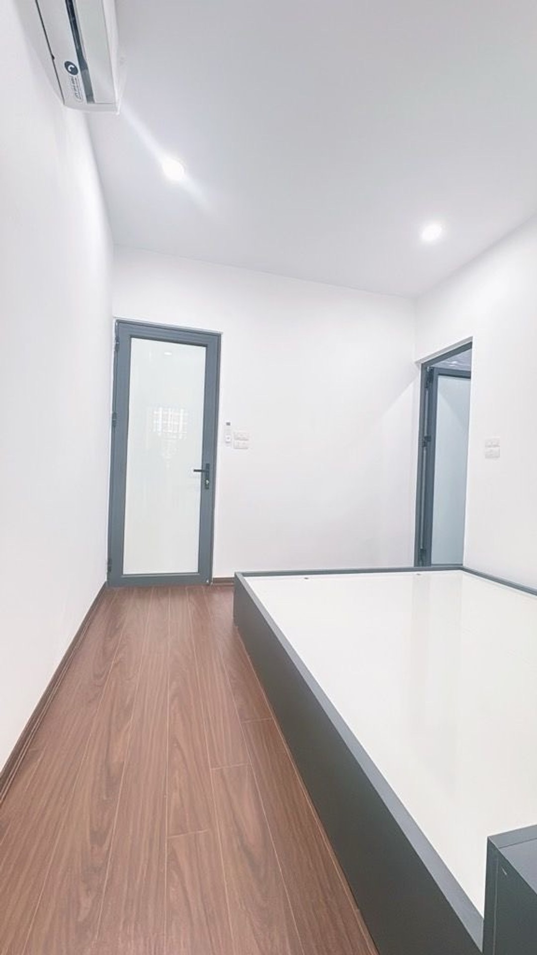 Bán nhà Nguyễn Trãi - diện tích 60m2 3 tầng - Đối diện Royal City - giá 3,5 tỷ