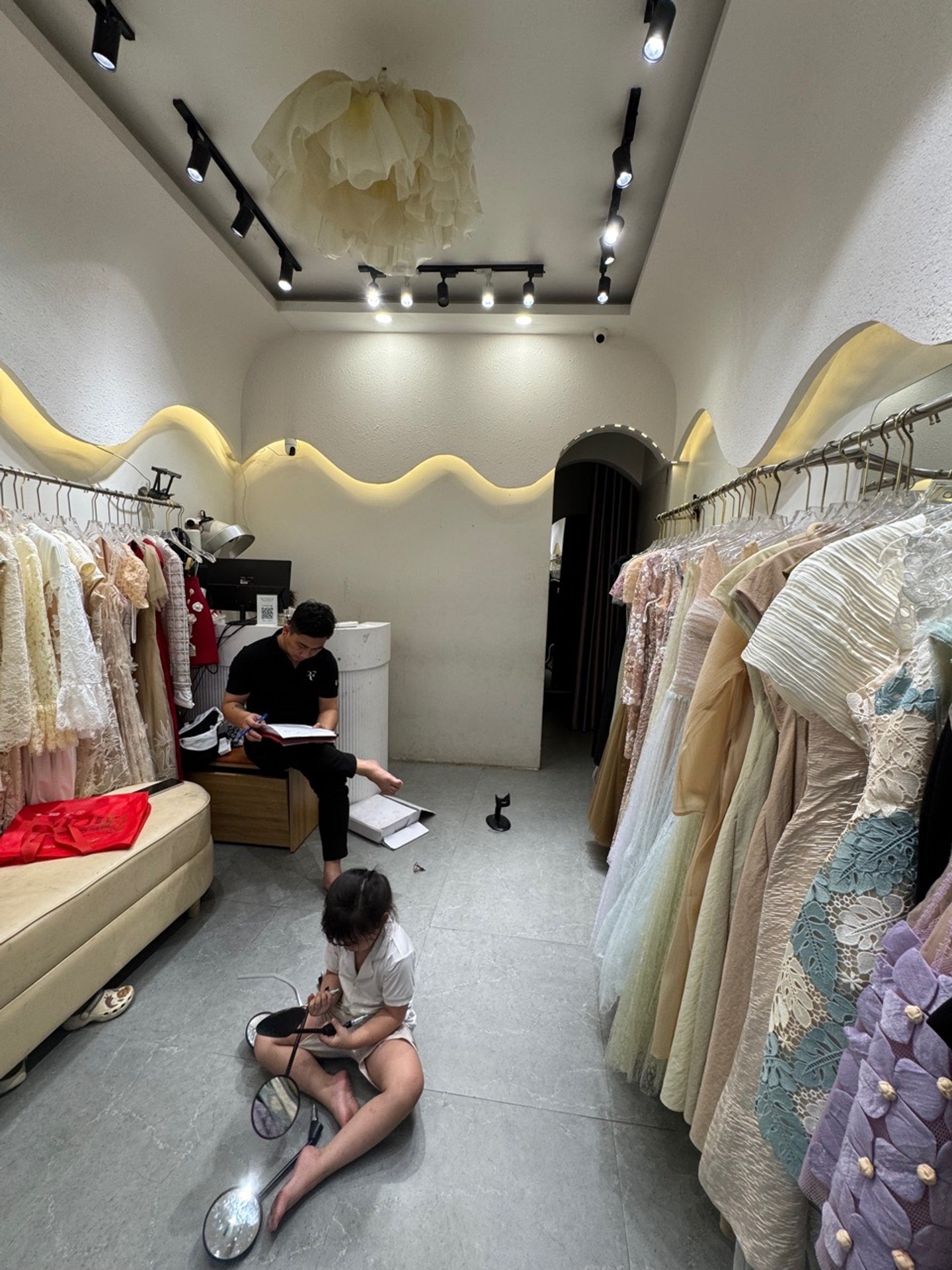 Bán nhà Minh Khai - diện tích 18m2 4 tầng - Ô tô tránh - giá 12 tỷ