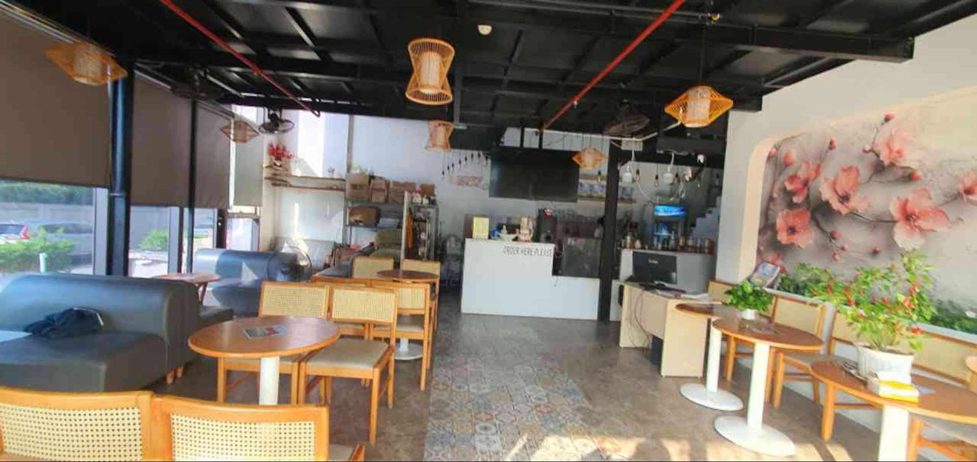 Bán nhà Tam Trinh - diện tích 133m2 2 tầng - Lô góc, mặt tiền rộng - giá 15,9 tỷ