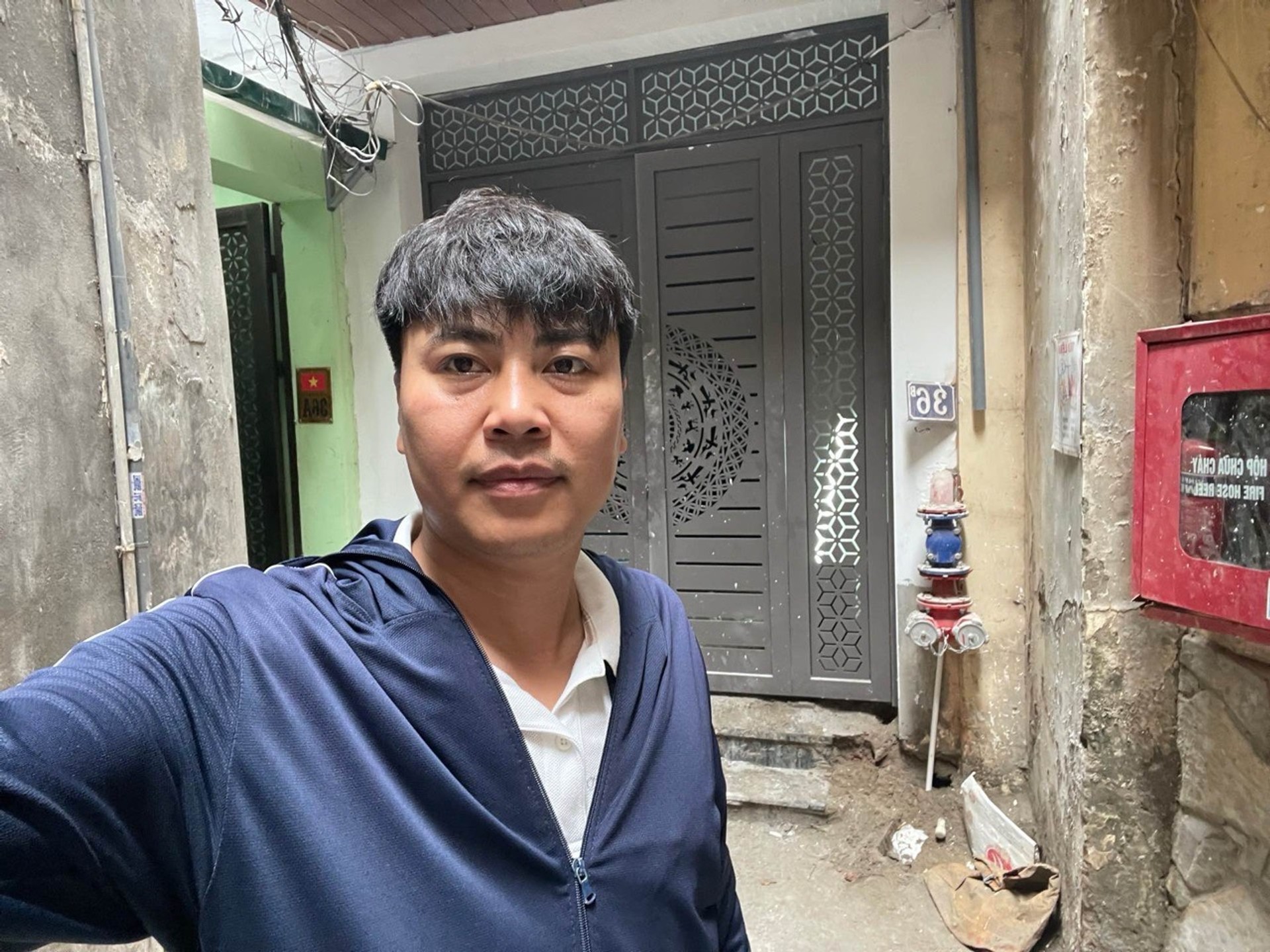 Bán nhà Hoàng Mai - diện tích 42m2 6 tầng - Thang máy, 10 phòng khép kín - giá 12,5 tỷ