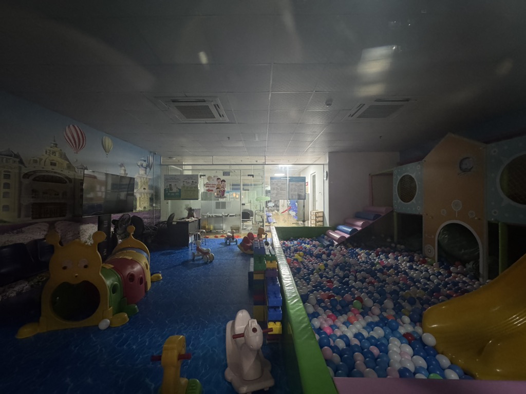 Bán nhà Tây Nam Linh Đàm - diện tích 342m2 1 tầng - Lô góc 2 mặt thoáng - giá 46 tỷ