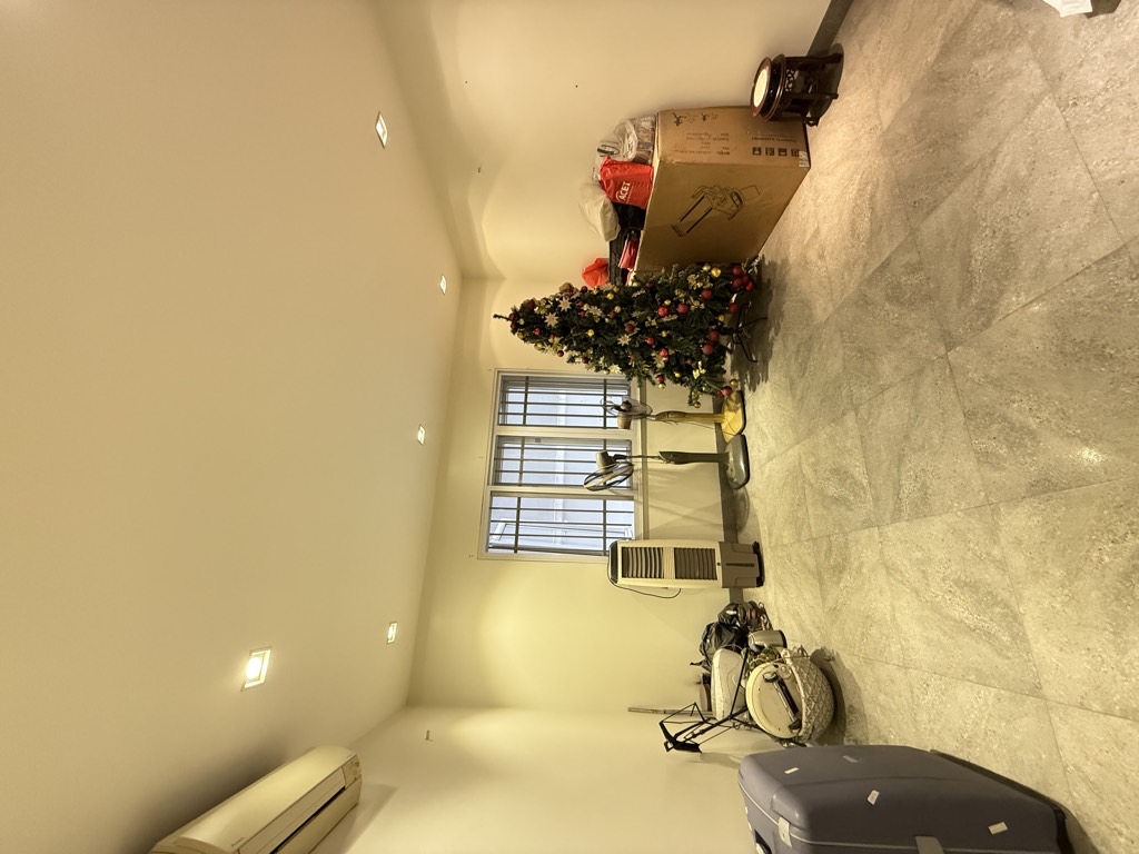 Bán nhà Thành Công - diện tích 160m2 6 tầng - Ô tô tránh - giá 76 tỷ