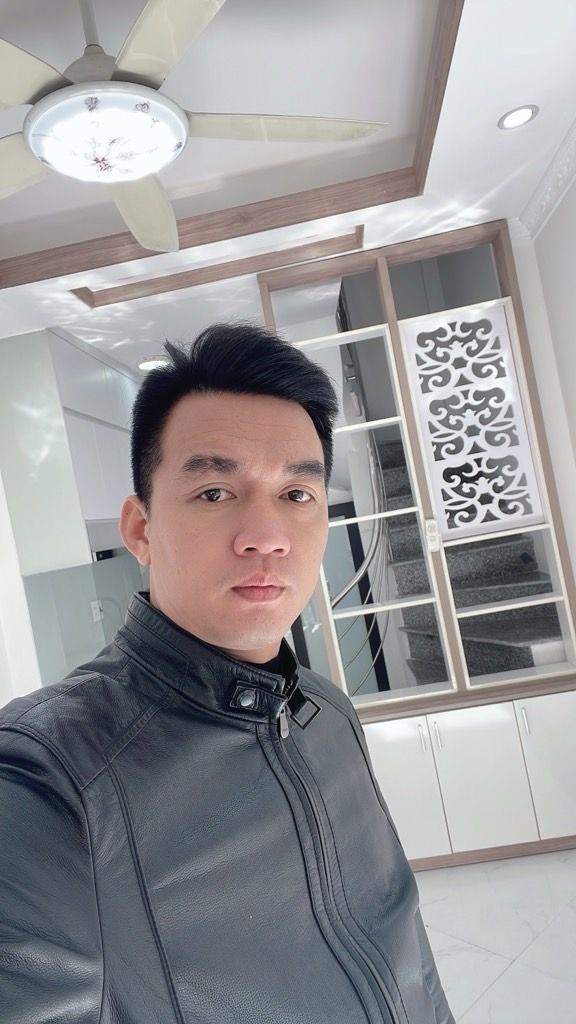 Bán nhà Thanh Lân - diện tích 24m2 5 tầng - Ngõ 3 gác tránh - giá 4,25 tỷ