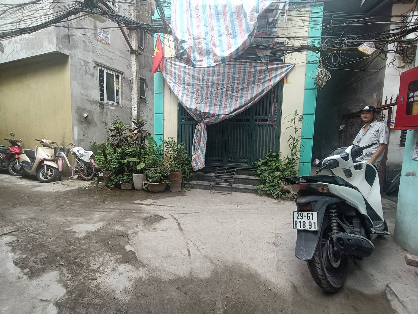 Bán nhà Nguyễn Đức Cảnh - diện tích 49m2 6 tầng - Thang máy gần phố - giá 12,5 tỷ
