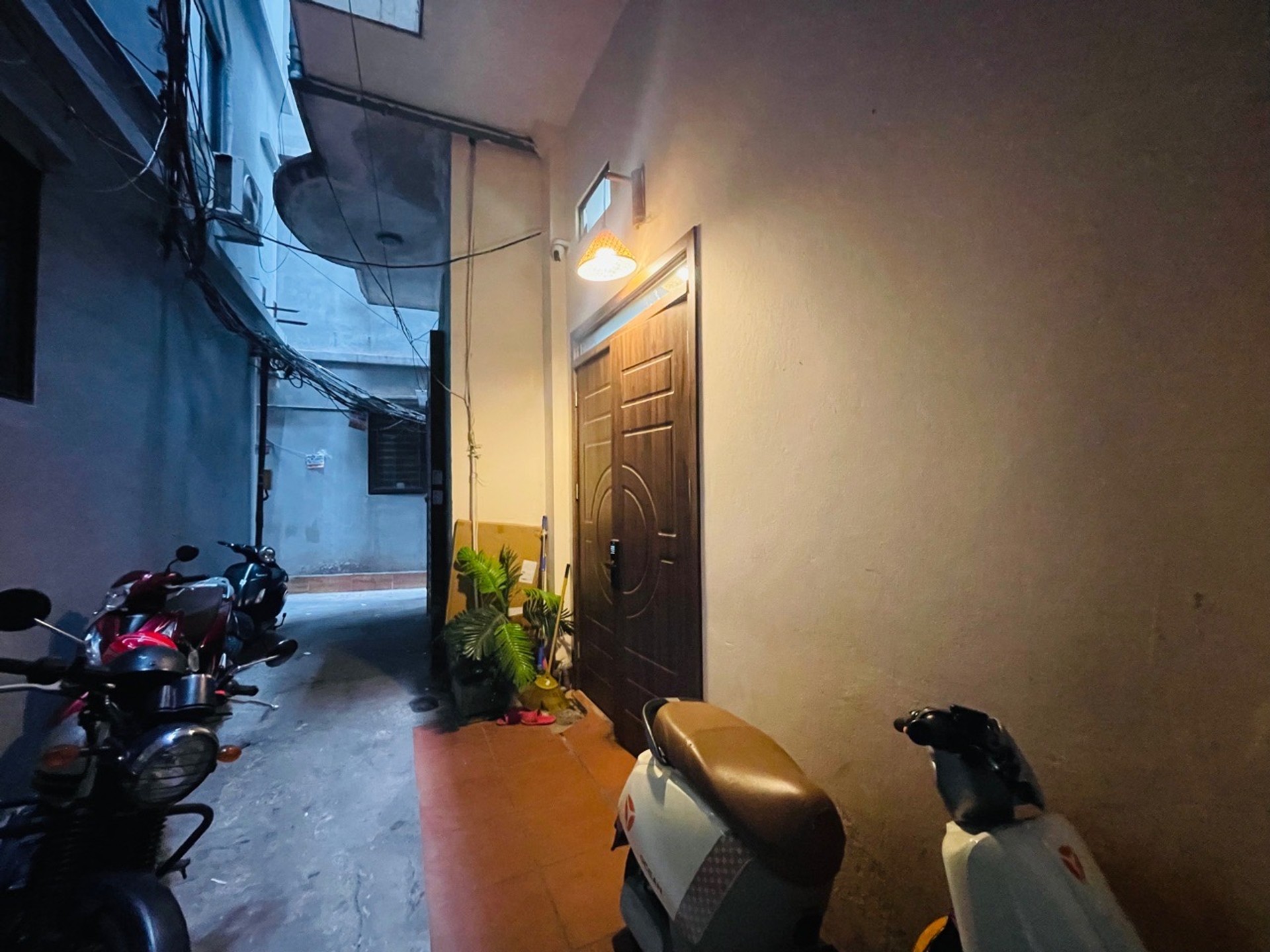 Bán nhà Bạch Mai - diện tích 20m2 5 tầng - Nhà đẹp hiếm có - giá 3,55 tỷ