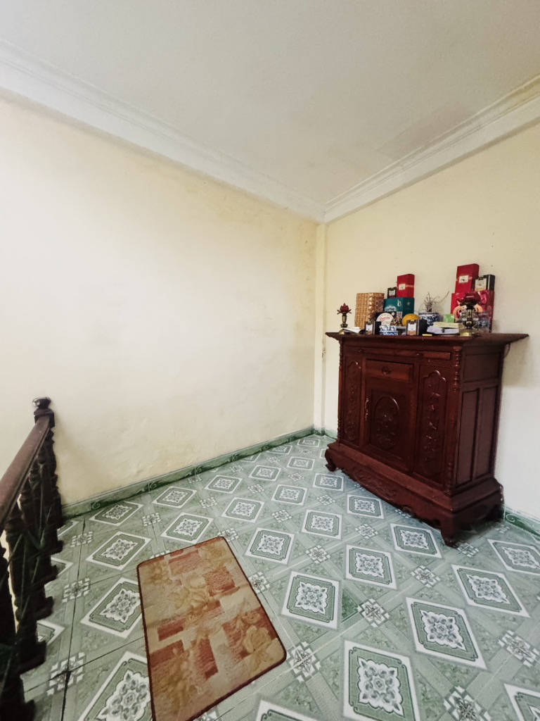 Bán nhà Ngọc Hồi - diện tích 35m2 5 tầng - Ô TÔ ĐỖ CỔNG - giá 7,9 tỷ