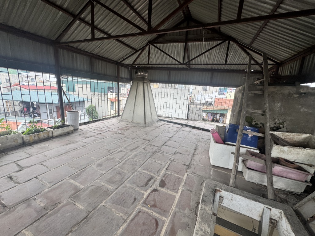 Bán nhà Ngọc Hồi - diện tích 35m2 5 tầng - Ô TÔ ĐỖ CỔNG - giá 7,9 tỷ