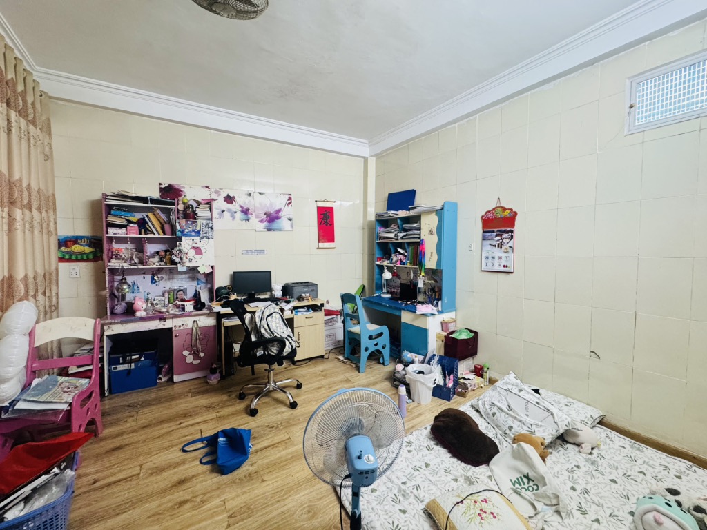 Bán nhà Ngọc Hồi - diện tích 35m2 5 tầng - Ô TÔ ĐỖ CỔNG - giá 7,9 tỷ