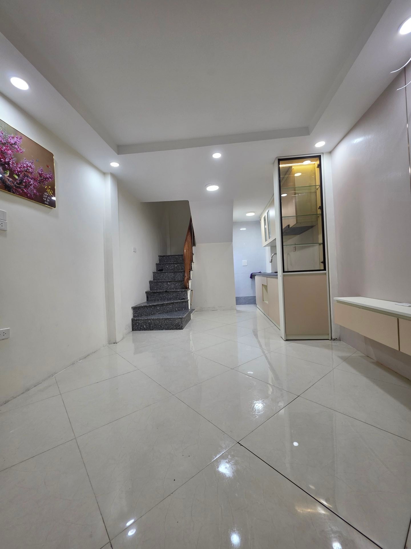 Bán nhà Thọ Lão - diện tích 19m2 4 tầng - Ô tô đỗ sát nhà - giá 7,2 tỷ