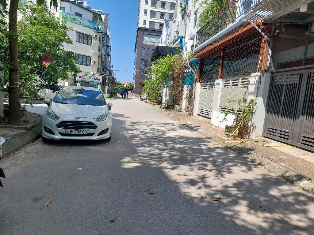 Bán nhà Ngõ 4 ô tô tránh - diện tích 268m2 1 tầng - Lô góc 3 mặt thoáng - giá 48 tỷ