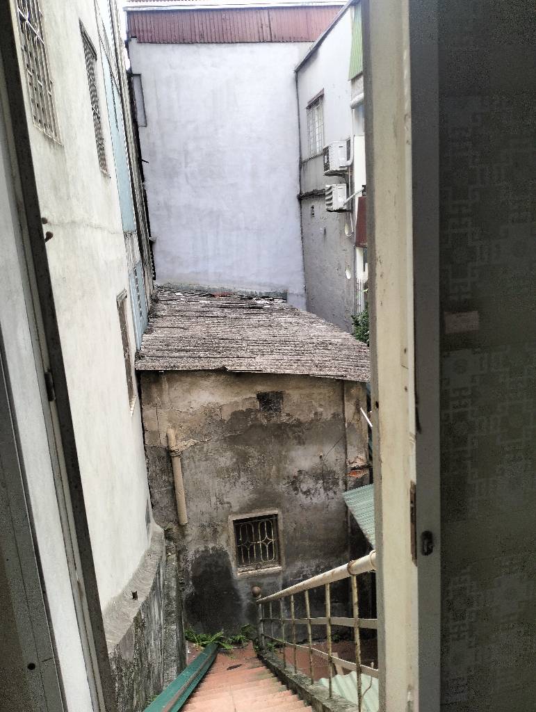 Bán nhà Bạch Mai - diện tích 92m2 2 tầng - Mặt phố vỉa hè cực rộng - giá 41,8 tỷ