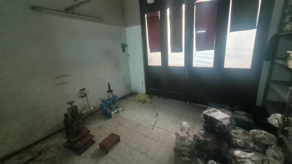 Bán nhà Ngõ chợ Khâm Thiên - diện tích 117m2 3 tầng - Bán đất tặng nhà - giá 25 tỷ