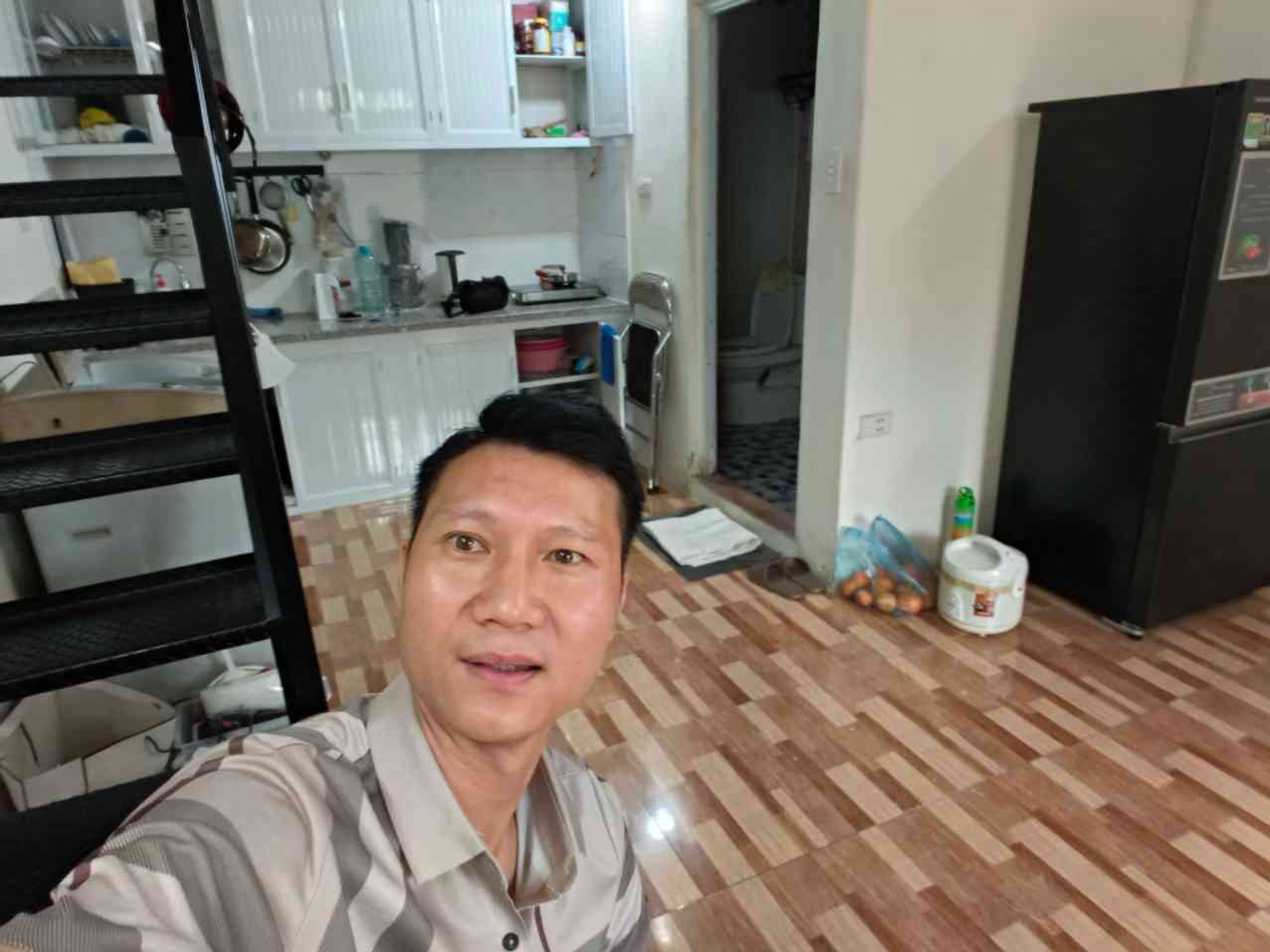 Bán nhà Vĩnh Hưng - diện tích 24m2 2 tầng - Nhà chưa có sổ, mua bán vi bằng - giá 2,7 tỷ