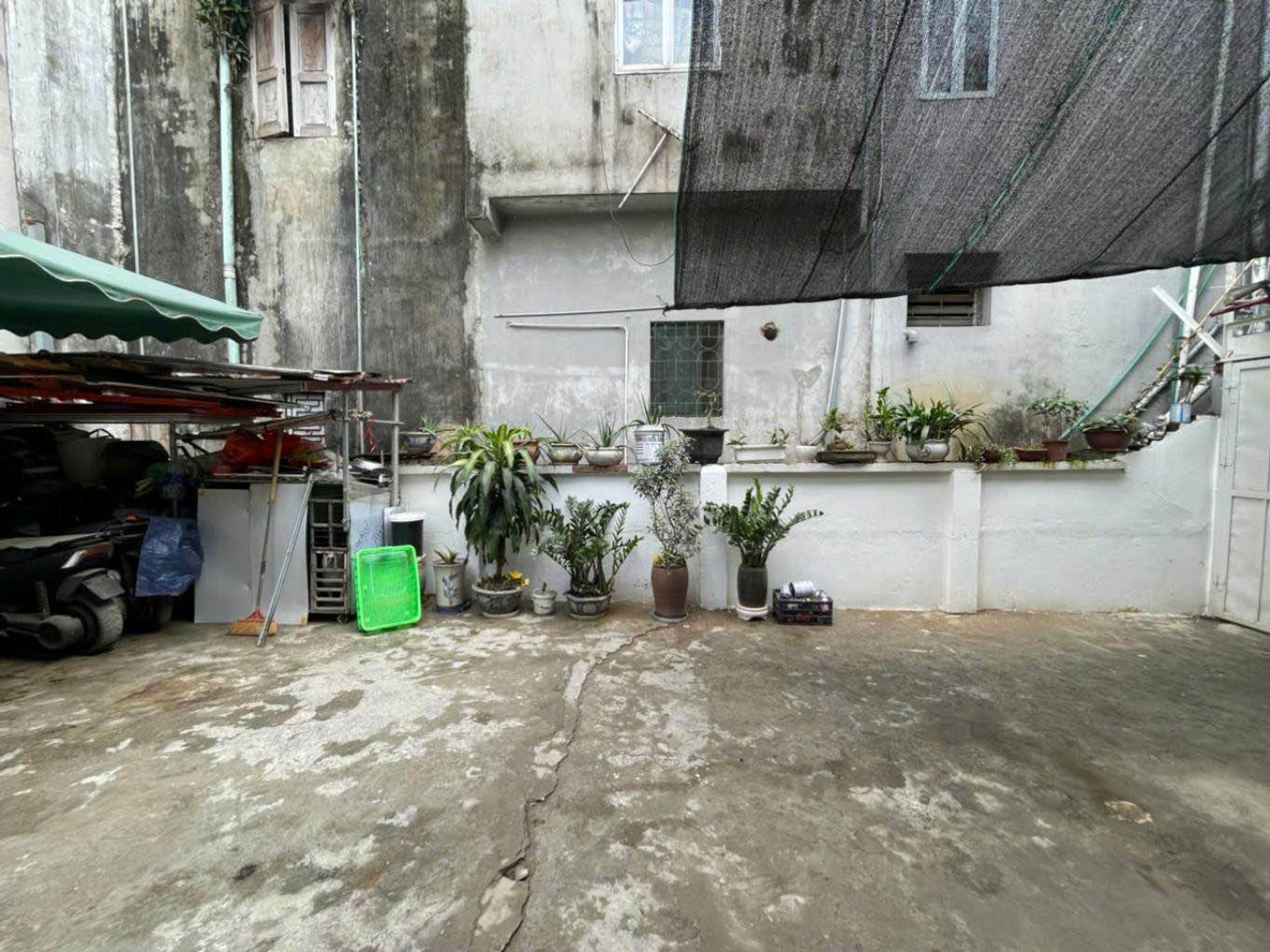 Bán nhà Tân Mai - diện tích 41m2 2 tầng - mặt tiền khủng - giá 14 tỷ