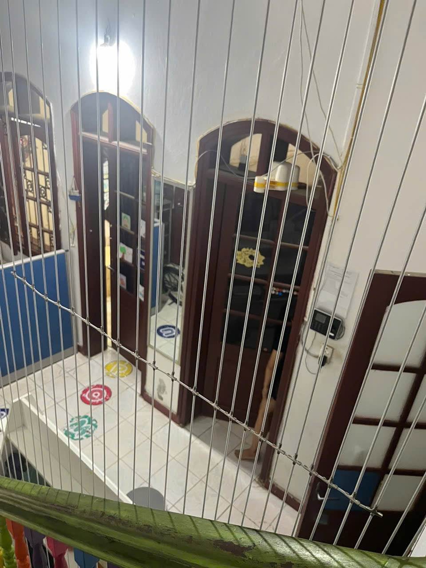 Bán nhà Vũ Tông Phan - diện tích 105m2 4 tầng - ô tô đỗ cửa - giá 35 tỷ