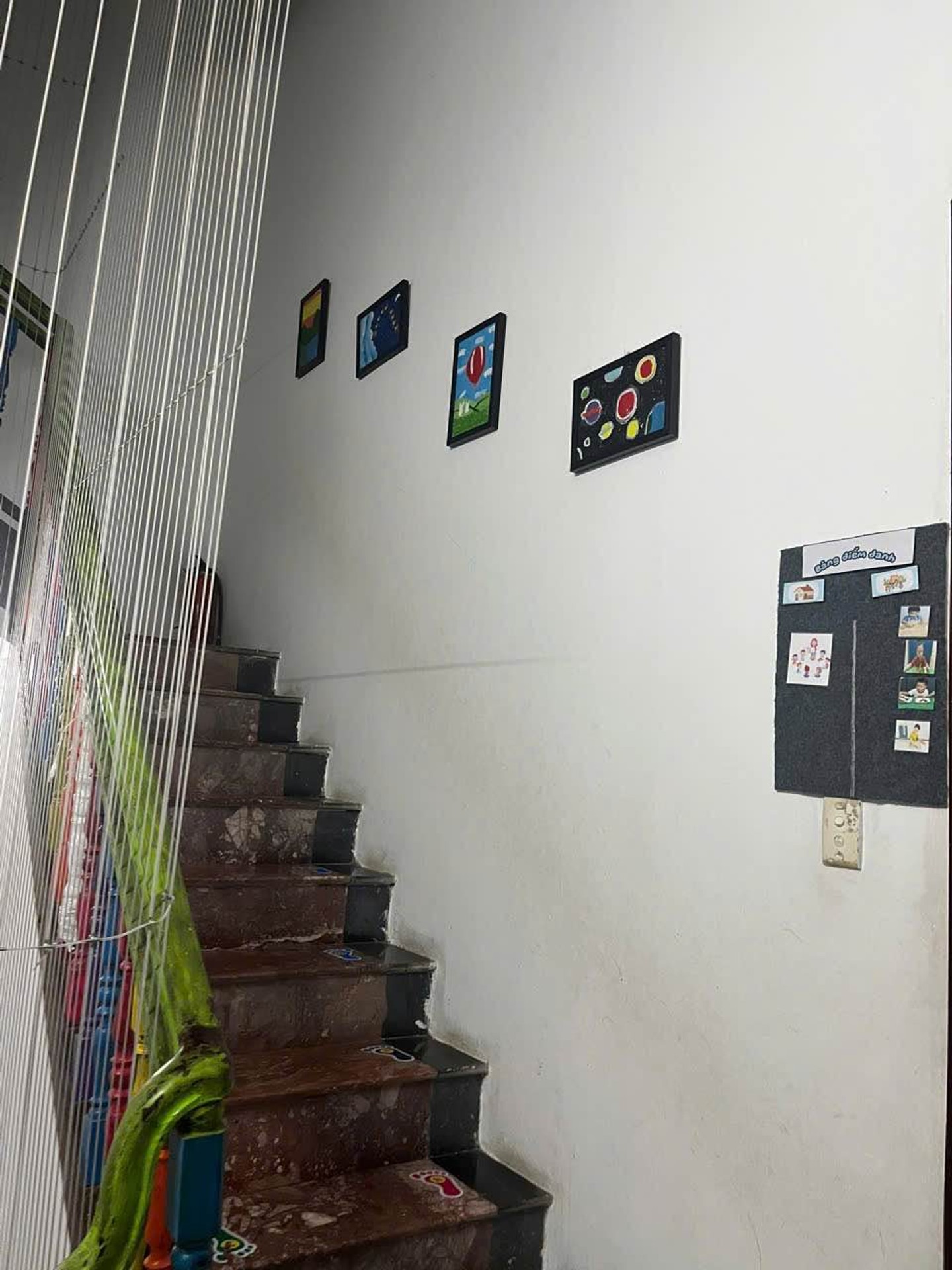 Bán nhà Vũ Tông Phan - diện tích 105m2 4 tầng - ô tô đỗ cửa - giá 35 tỷ